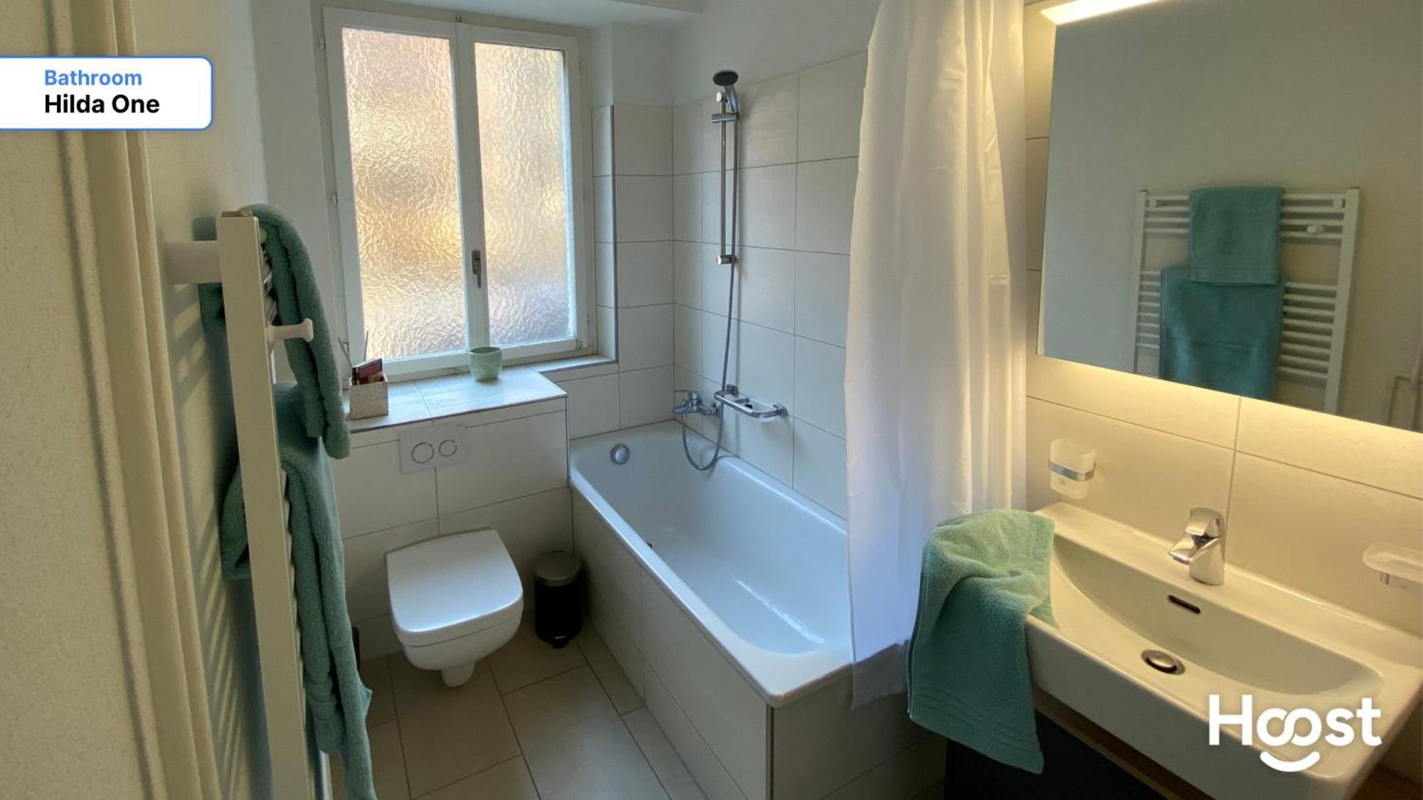 H1 With 4,5 Room, Bathroom, Kitchen, Central, Quiet & Modern With Office Zürich Exterior foto